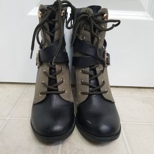 Apt. 9 Woman's Size 6.5 Boots